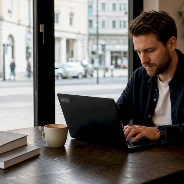 In der Schweiz entwickeln Softwareexperten innovative KI-Agenten.